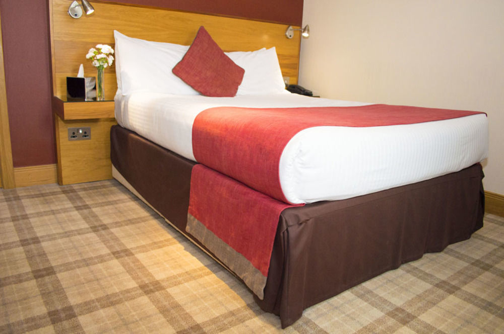 The Inn On Loch Lomond Лус Екстериор снимка